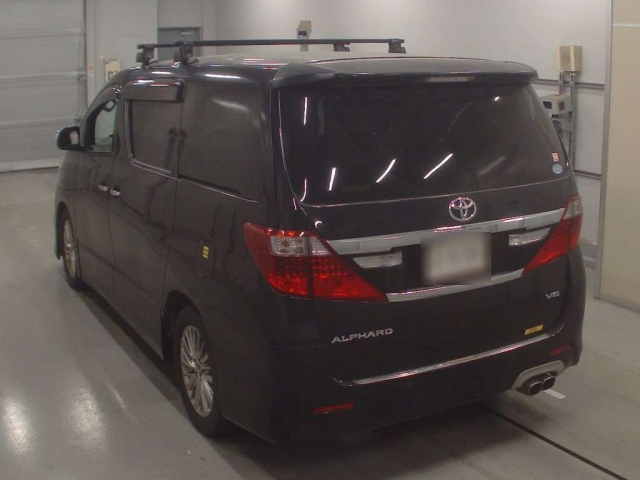 TOYOTA ALPHARD 2013