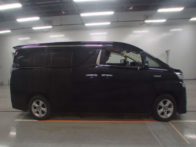 TOYOTA VELLFIRE 2017