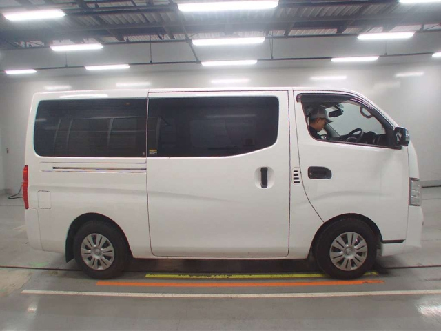 NISSAN CARAVAN VAN 2020