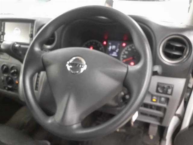 NISSAN CARAVAN VAN 2020