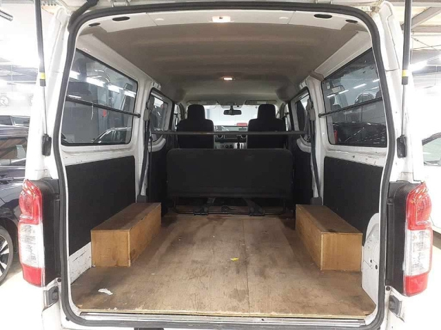 NISSAN CARAVAN VAN 2020