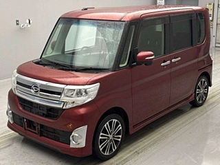 DAIHATSU TANTO 2015
