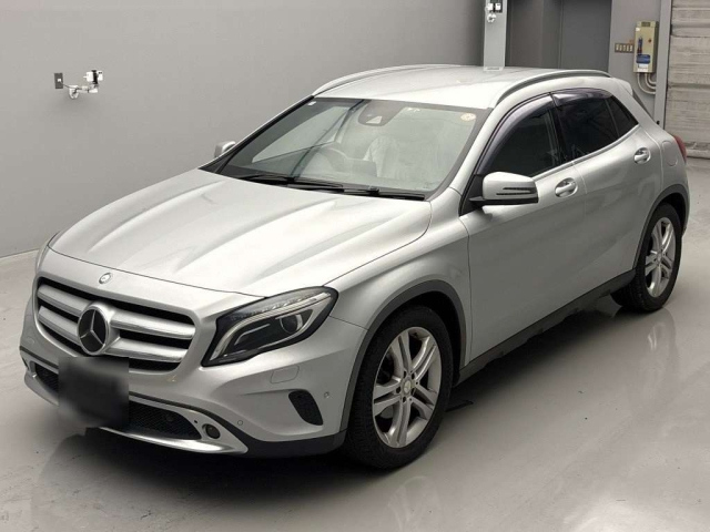 MERCEDES BENZ GLA CLASS 2016