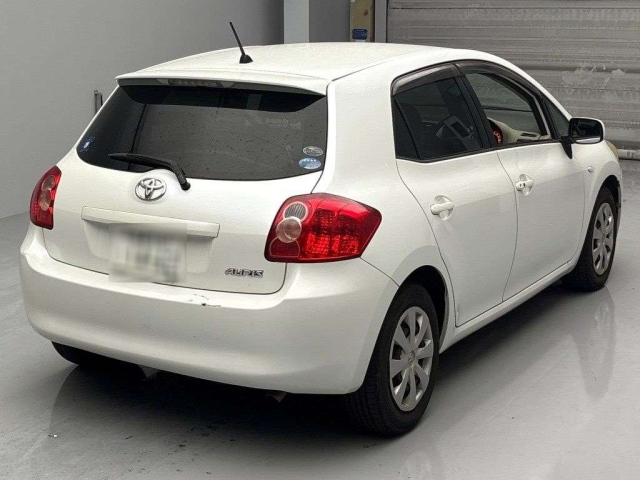 TOYOTA AURIS 2009