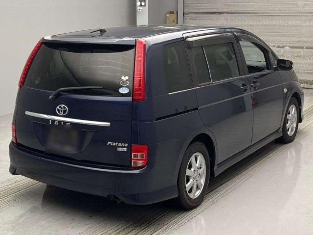 TOYOTA ISIS 2010