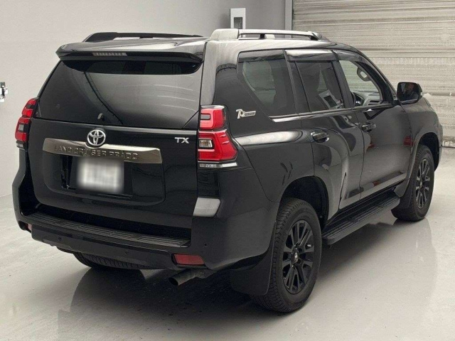 TOYOTA LAND CRUISER PRADO 2022