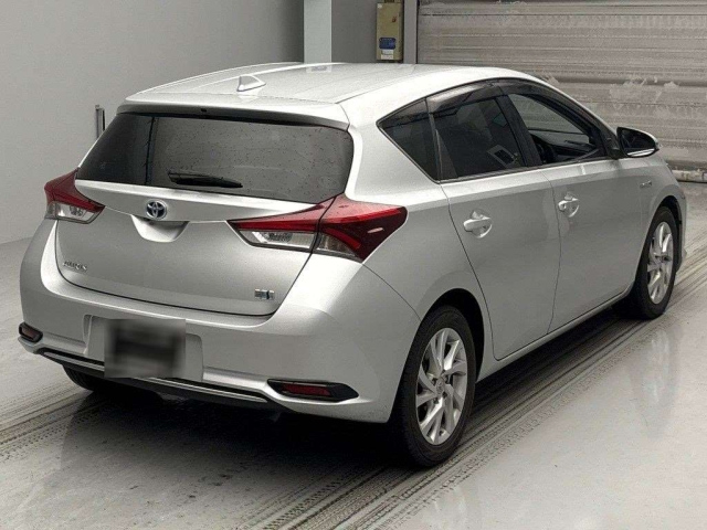 TOYOTA AURIS 2016