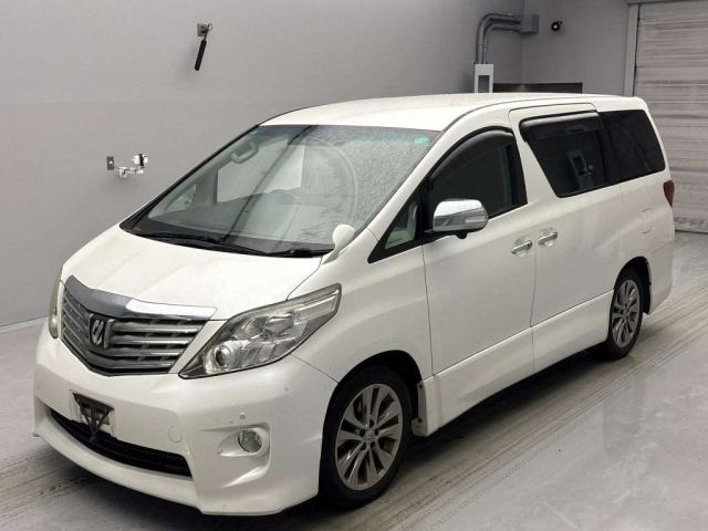 TOYOTA ALPHARD 2011
