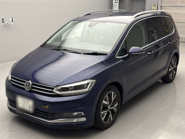 VOLKSWAGEN GOLF TOURAN 2021