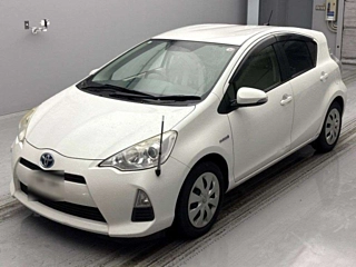 TOYOTA AQUA 2014
