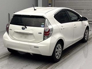 TOYOTA AQUA 2014