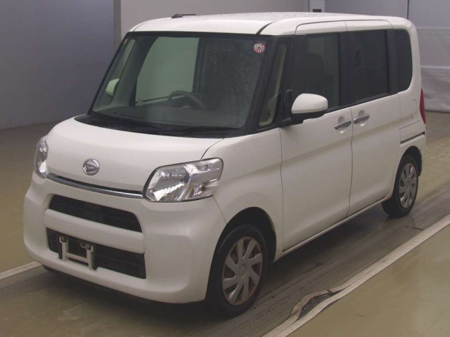 DAIHATSU TANTO 2018