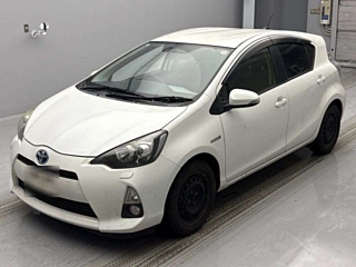 TOYOTA AQUA 2014