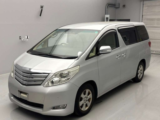 TOYOTA ALPHARD 2010