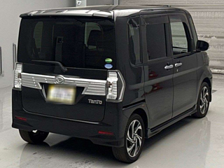 DAIHATSU TANTO 2019