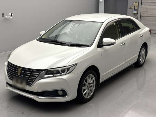 TOYOTA PREMIO 2016