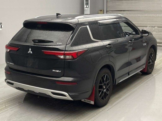 MITSUBISHI OUTLANDER PHEV 2022