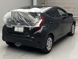 TOYOTA AQUA 2021