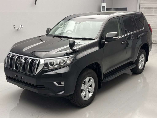 TOYOTA LAND CRUISER PRADO 2019
