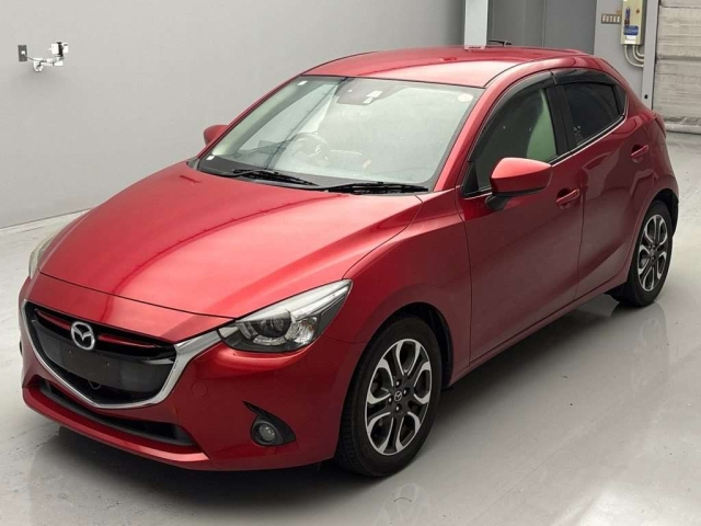 MAZDA DEMIO 2015