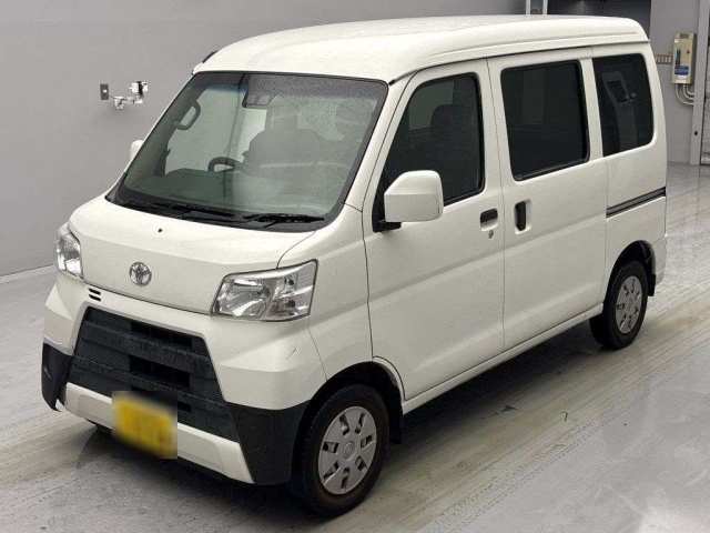 TOYOTA PIXIS VAN 2018