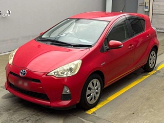 TOYOTA AQUA 2012