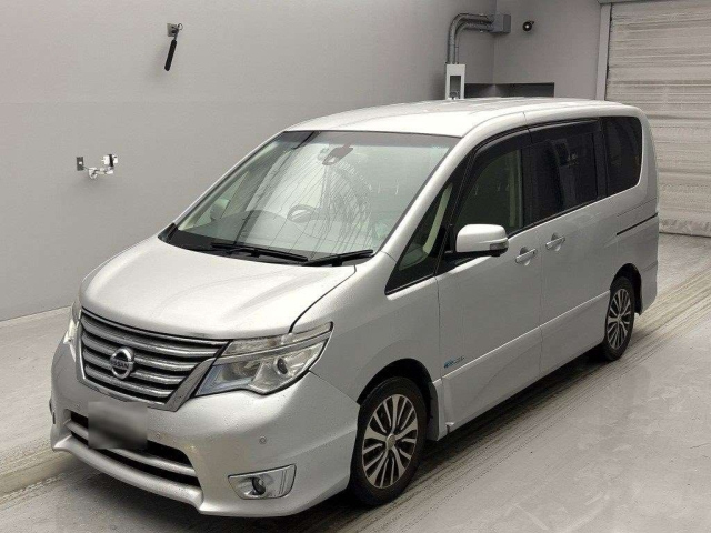 NISSAN SERENA 2015