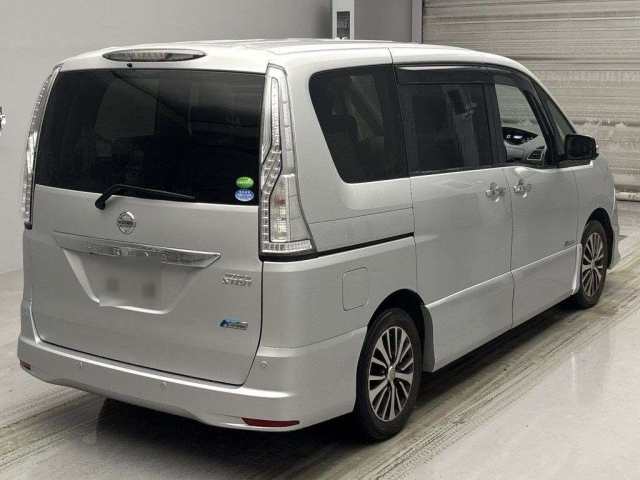 NISSAN SERENA 2015