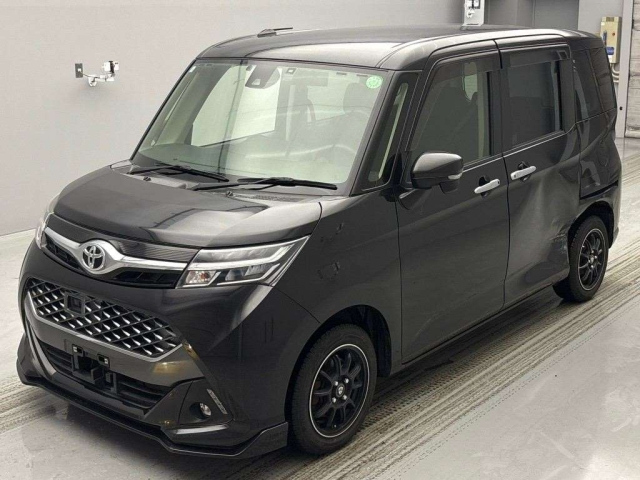 TOYOTA TANK 2018