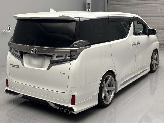TOYOTA VELLFIRE 2019