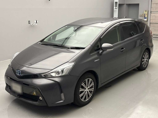 TOYOTA PRIUS ALPHA 2018