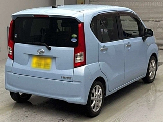 DAIHATSU MOVE 2015