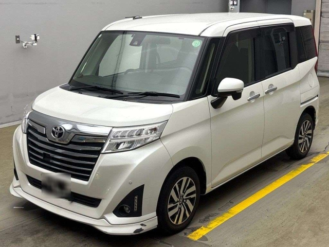 TOYOTA ROOMY 2018