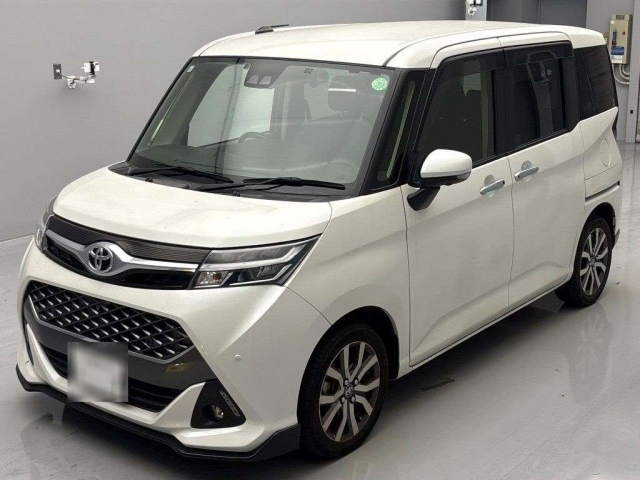 TOYOTA TANK 2019