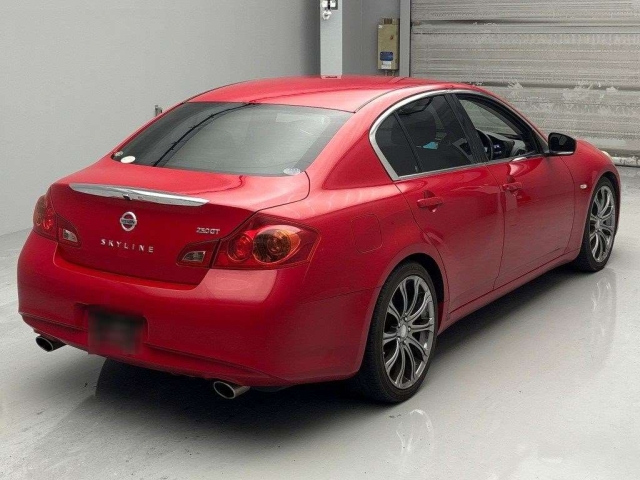 NISSAN SKYLINE 2010