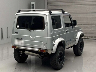 SUZUKI JIMNY 2021