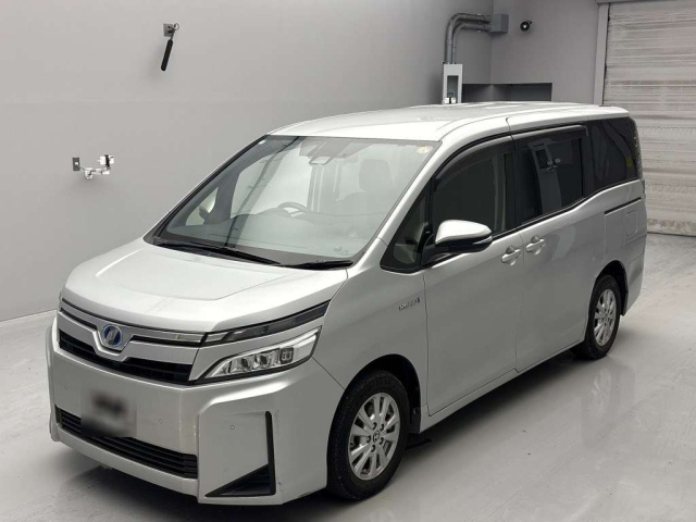 TOYOTA VOXY 2020
