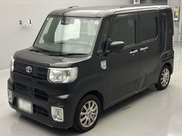 TOYOTA PIXIS MEGA 2019