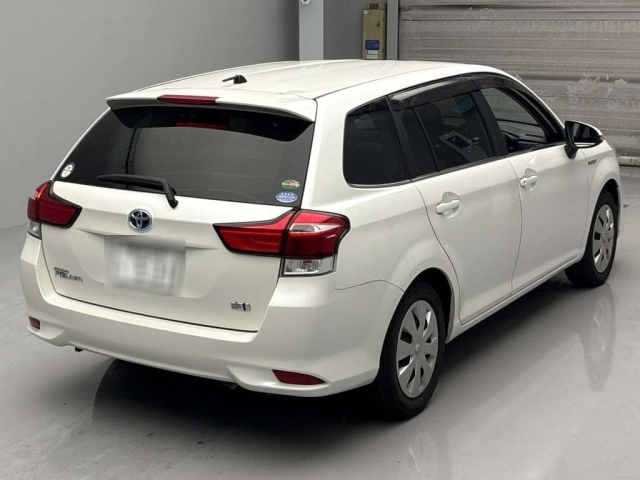 TOYOTA COROLLA FIELDER 2016