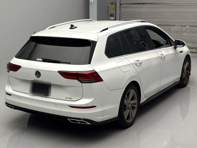 VOLKSWAGEN GOLF VARIANT 2023