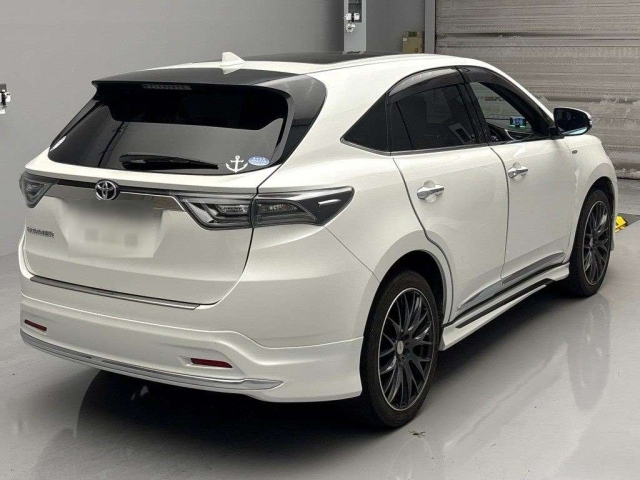 TOYOTA HARRIER 2016