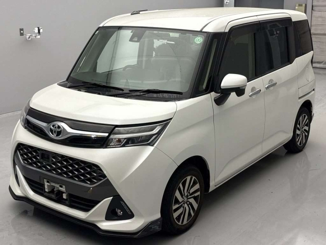 TOYOTA TANK 2017