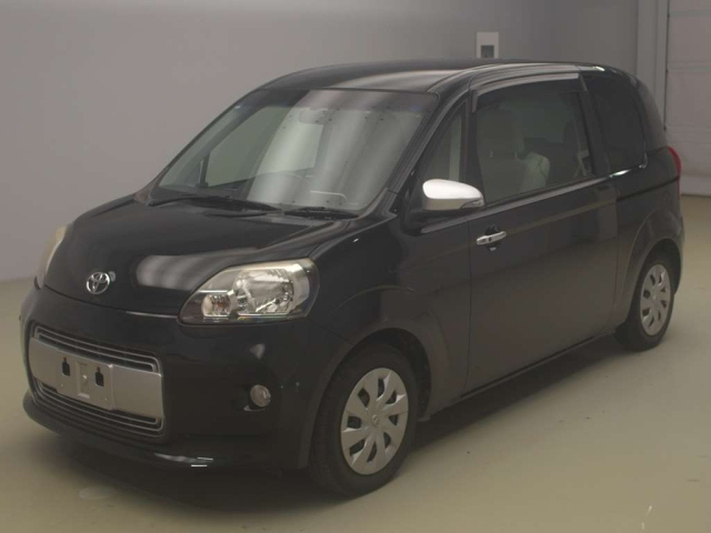 TOYOTA PORTE 2014