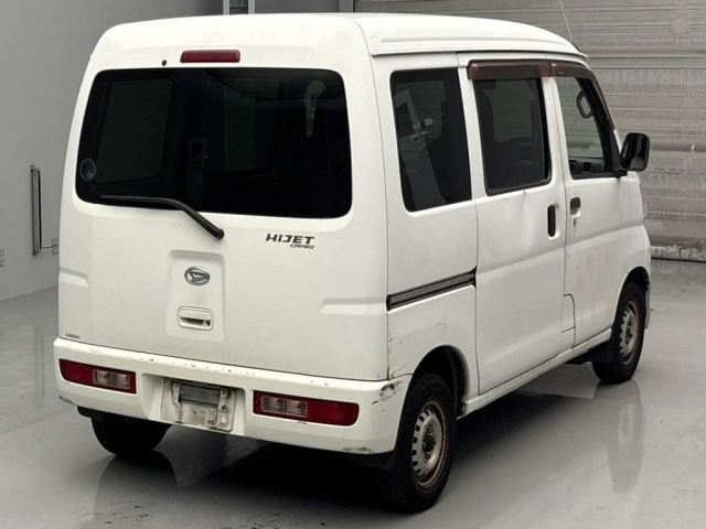 DAIHATSU HIJET VAN 2013