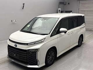 TOYOTA VOXY 2022