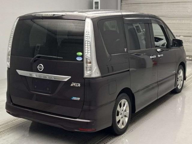 NISSAN SERENA 2013
