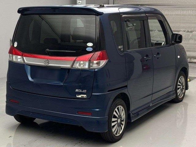 SUZUKI SOLIO 2011