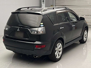 MITSUBISHI OUTLANDER 2009