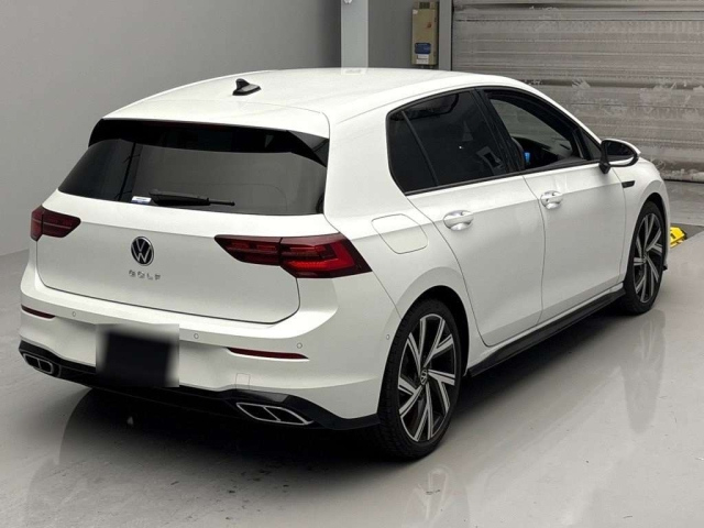 VOLKSWAGEN GOLF 2022