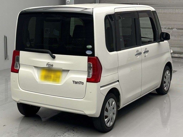 DAIHATSU TANTO 2017